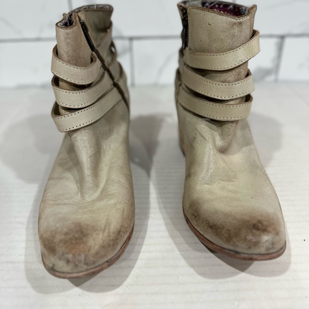 Freebird by steven Savor booties - Picture 4 of 4